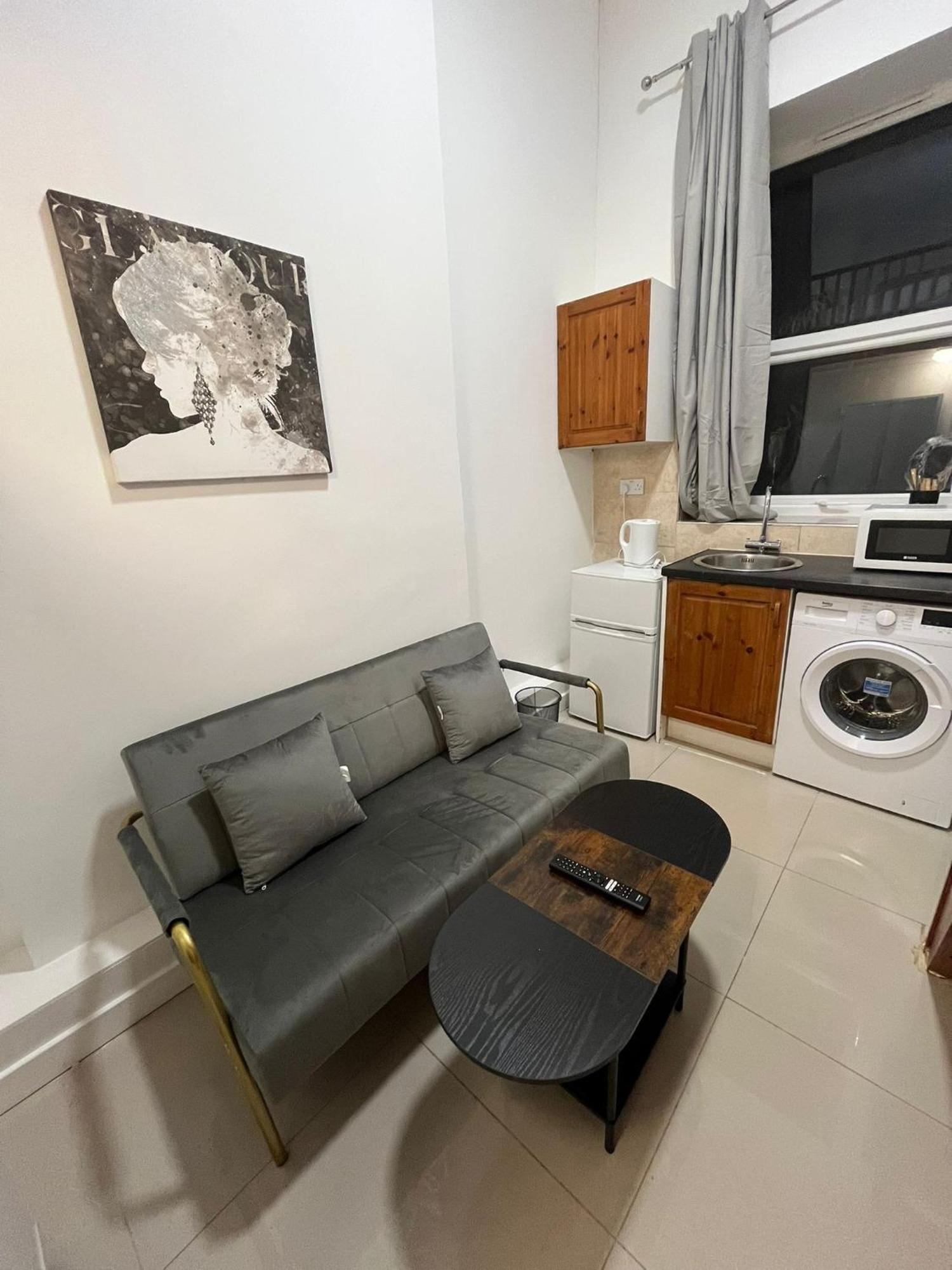 Modern Studios Queenspark Londres Quarto foto