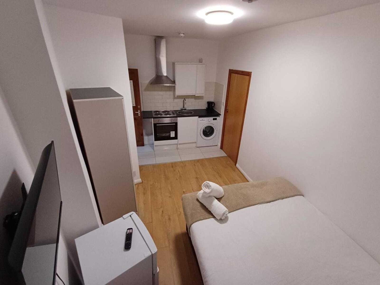 Modern Studios Queenspark Londres Quarto foto